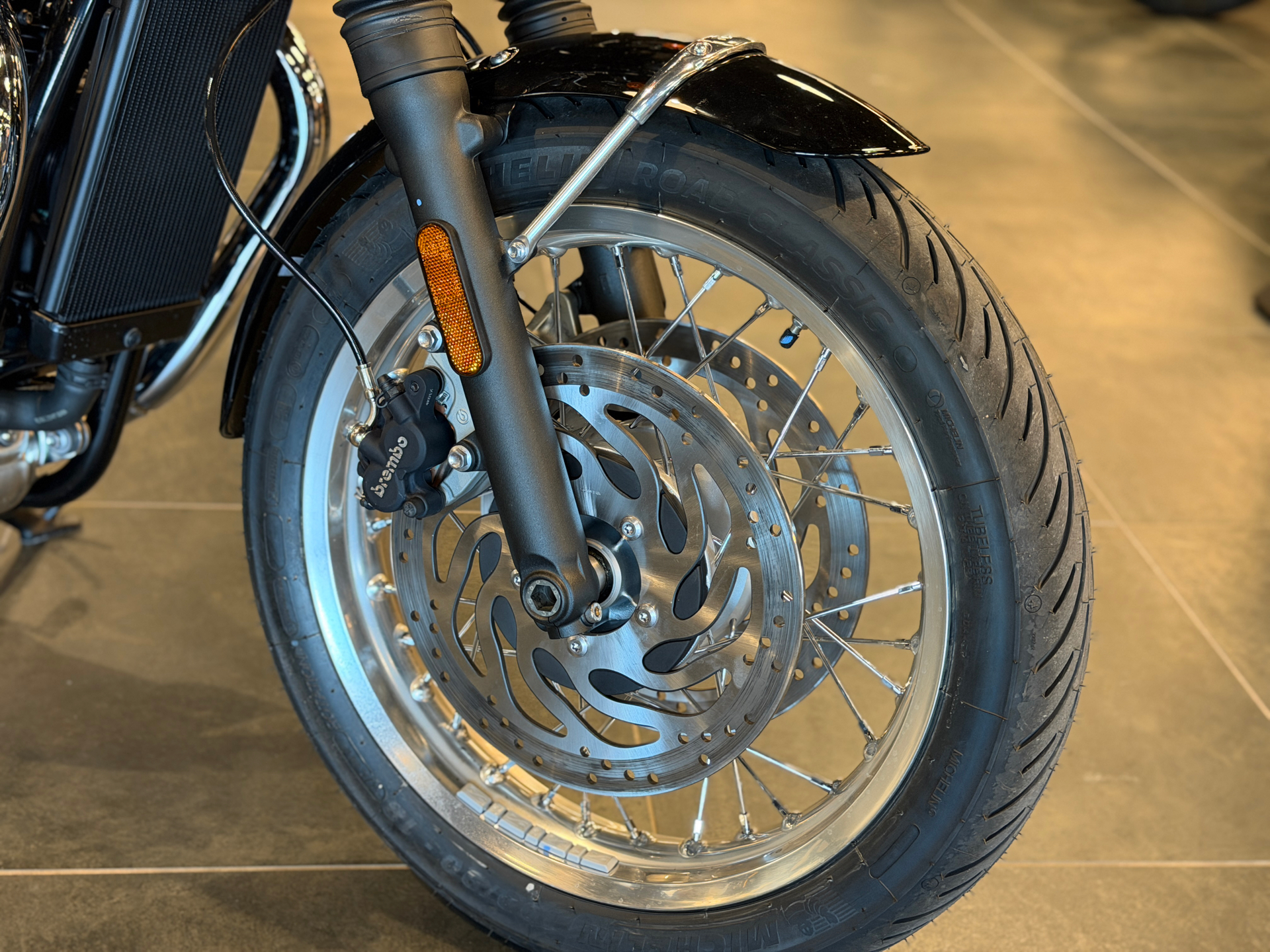 2025 Triumph Bonneville T120 in Chattanooga, Tennessee - Photo 10