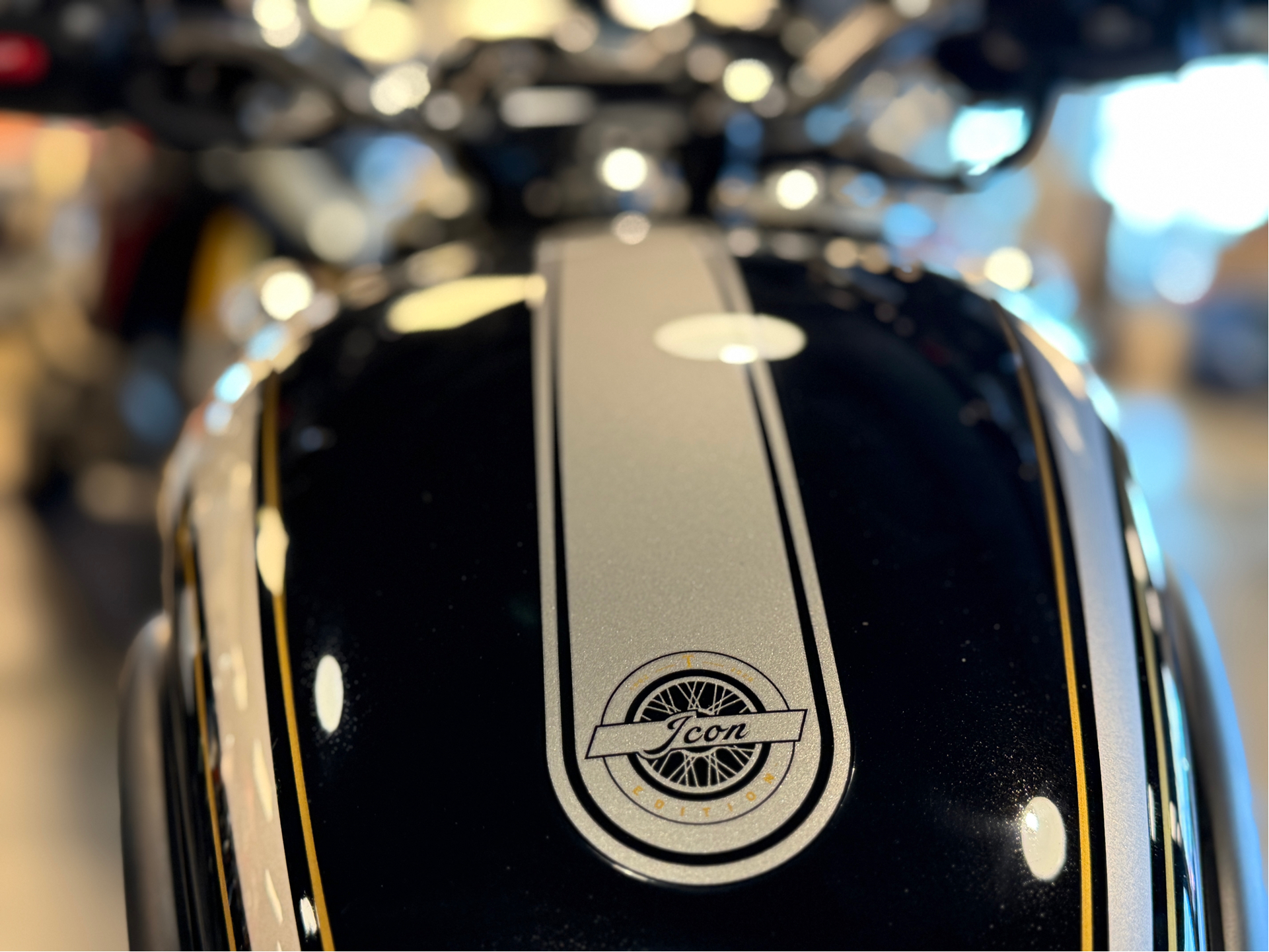 2025 Triumph Bonneville T120 in Chattanooga, Tennessee - Photo 11