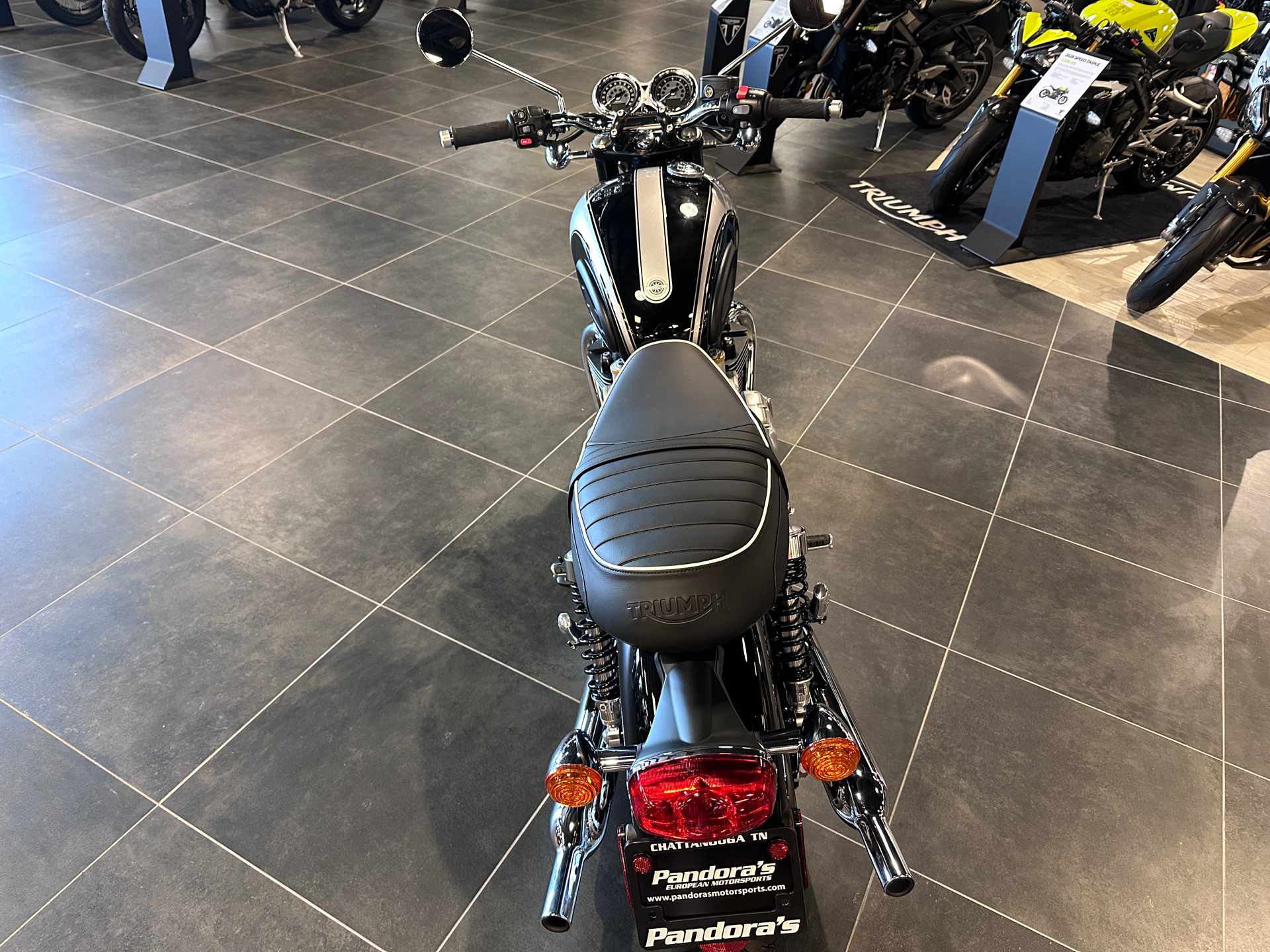 2025 Triumph Bonneville T120 in Chattanooga, Tennessee - Photo 4