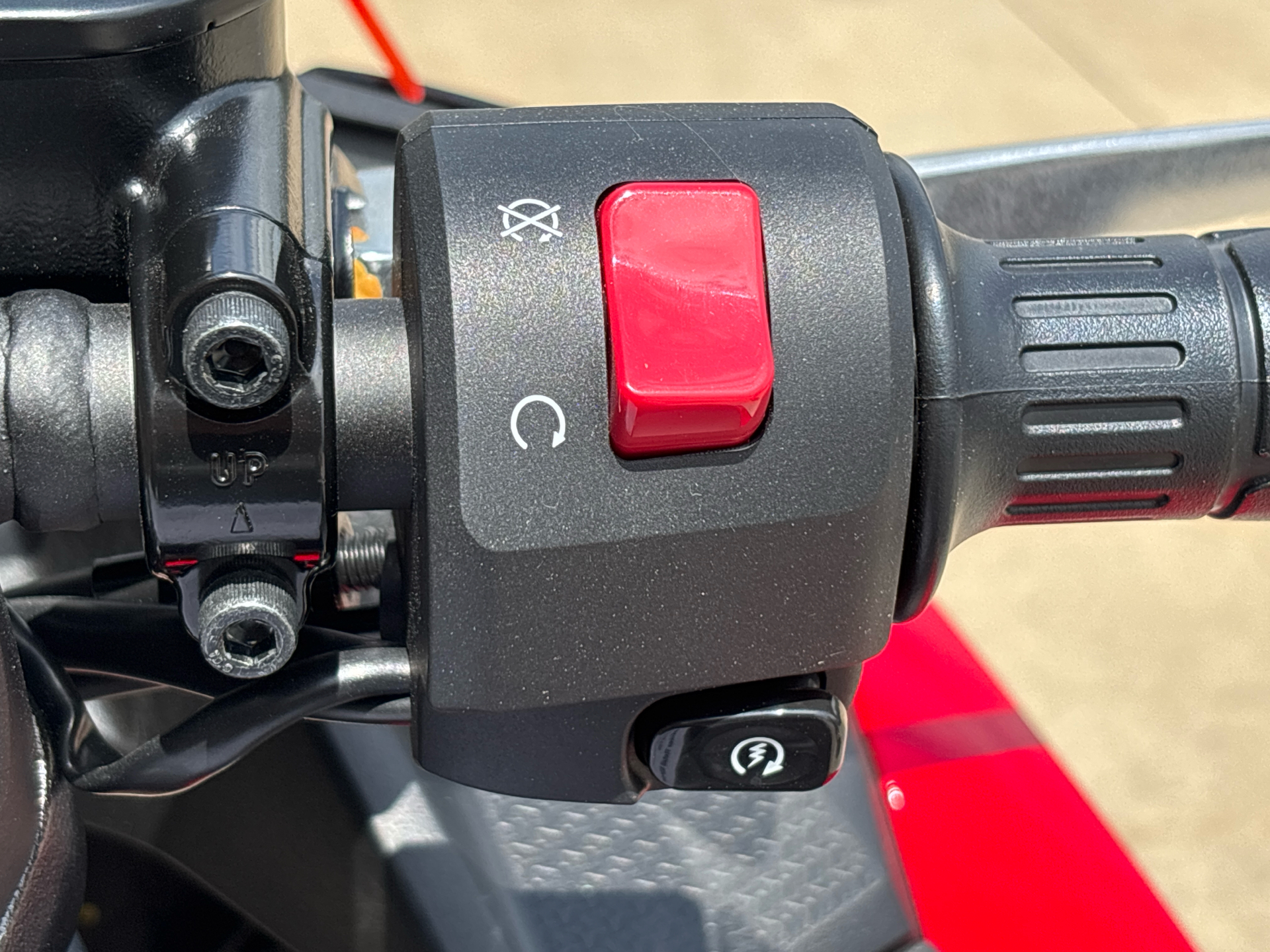 2025 Kawasaki Ninja 500 ABS in Columbia, Missouri - Photo 8
