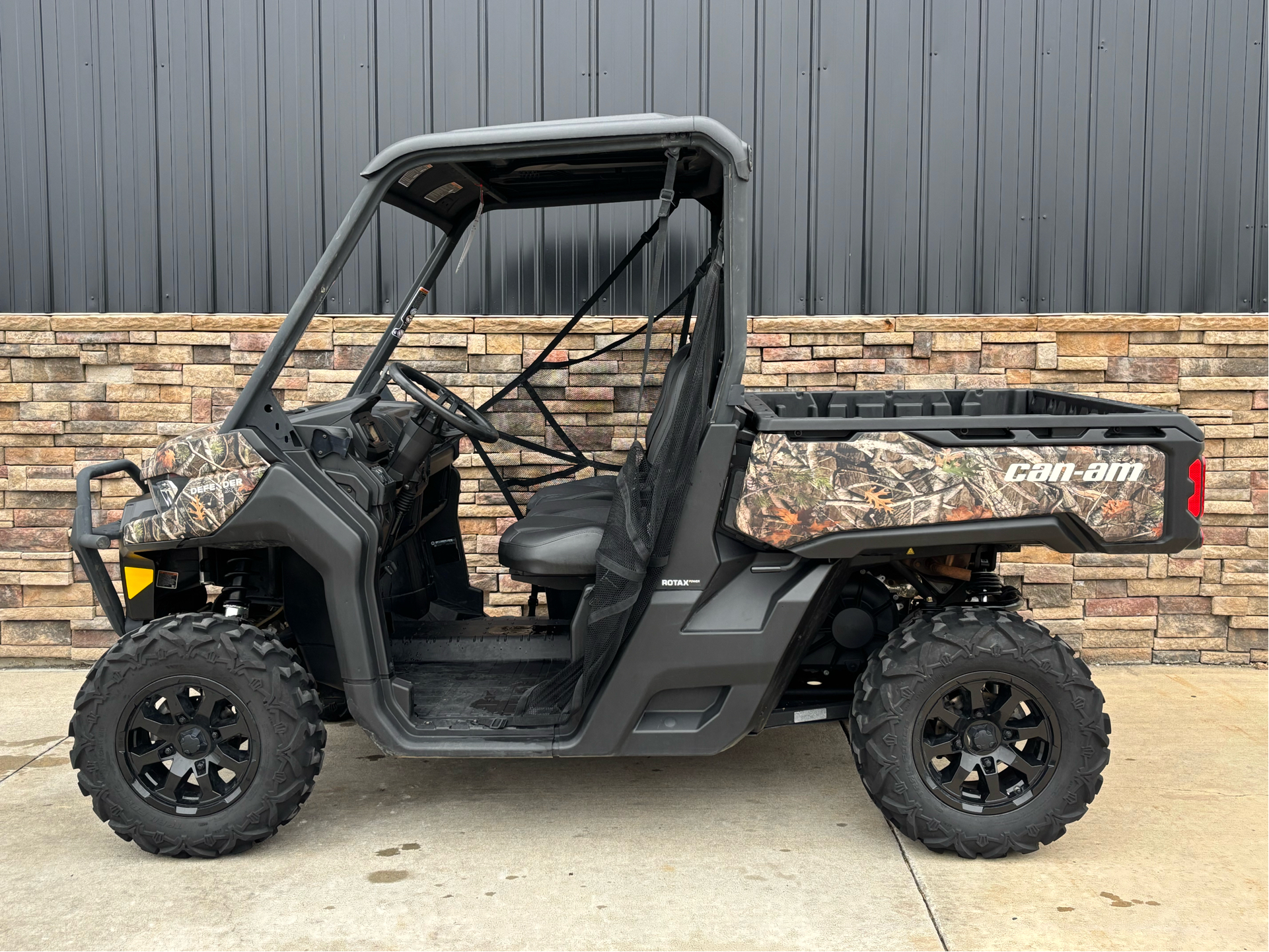 2024 Can-Am Defender XT HD7 in Columbia, Missouri - Photo 13