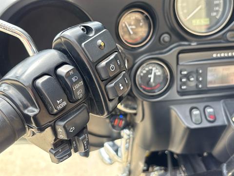2013 Harley-Davidson Tri Glide® Ultra Classic® in Columbia, Missouri - Photo 6