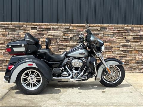 2013 Harley-Davidson Tri Glide® Ultra Classic® in Columbia, Missouri - Photo 12