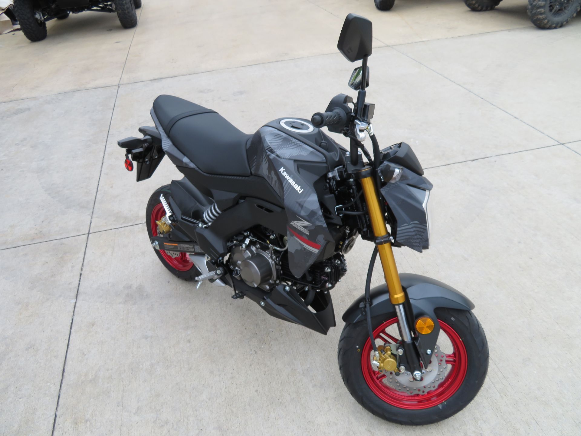 2024 Kawasaki Z125 Pro in Columbia, Missouri - Photo 9