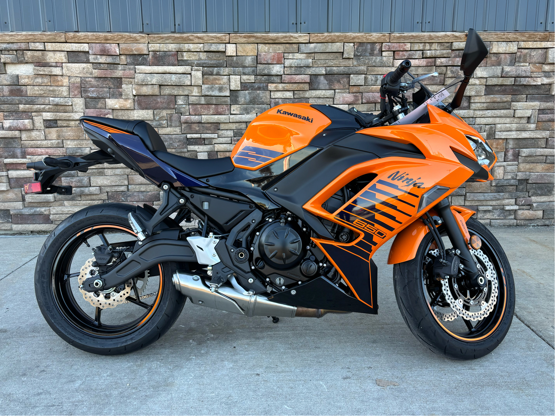 2025 Kawasaki Ninja 650 ABS in Columbia, Missouri - Photo 14