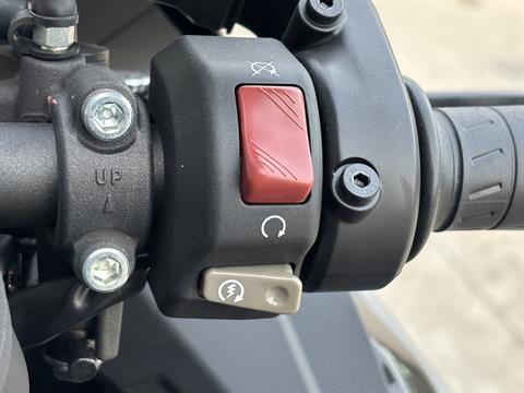 2026 Kawasaki Ninja ZX-6R in Columbia, Missouri - Photo 8