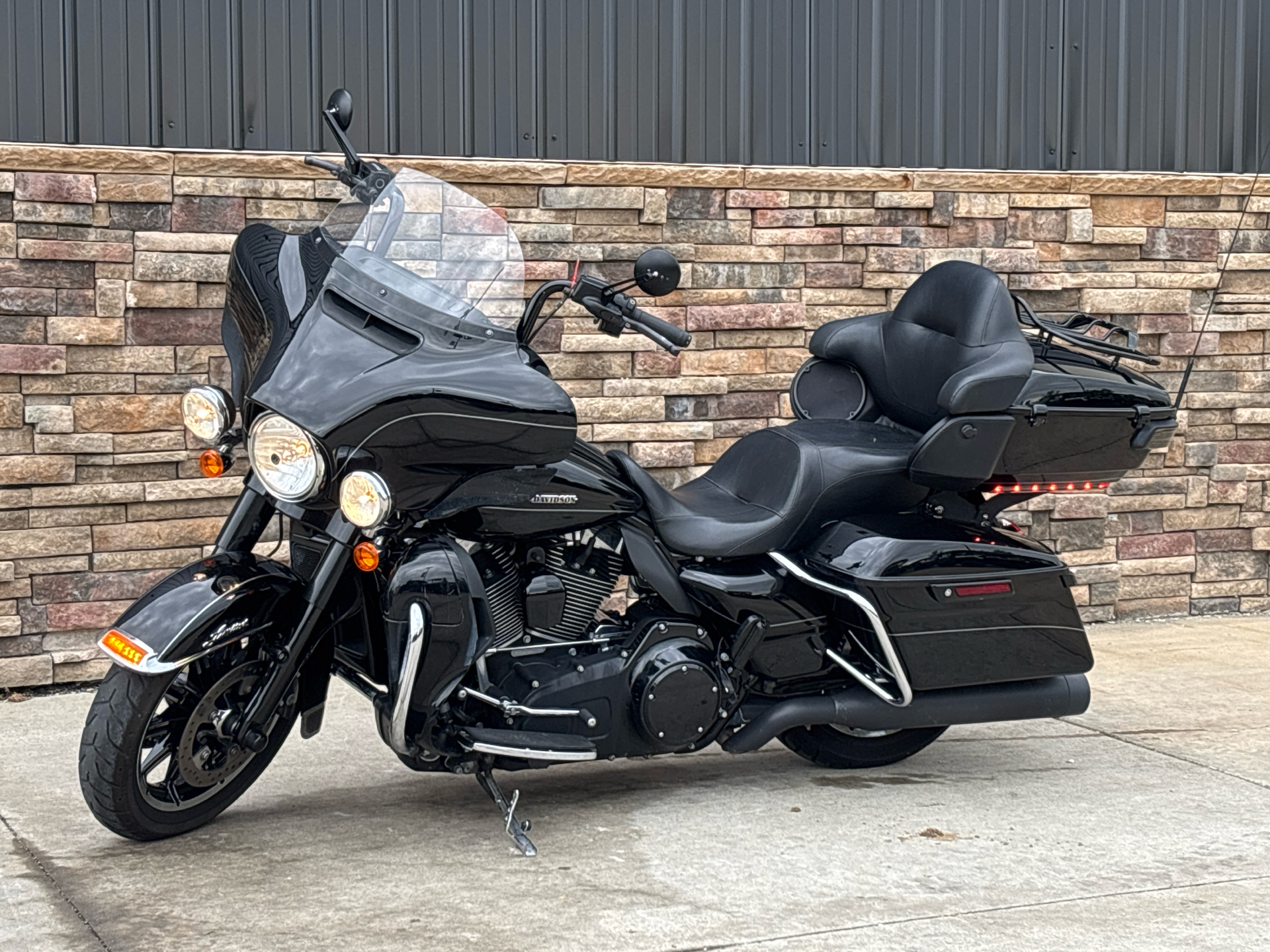 2015 Harley-Davidson Ultra Limited Low in Columbia, Missouri - Photo 3