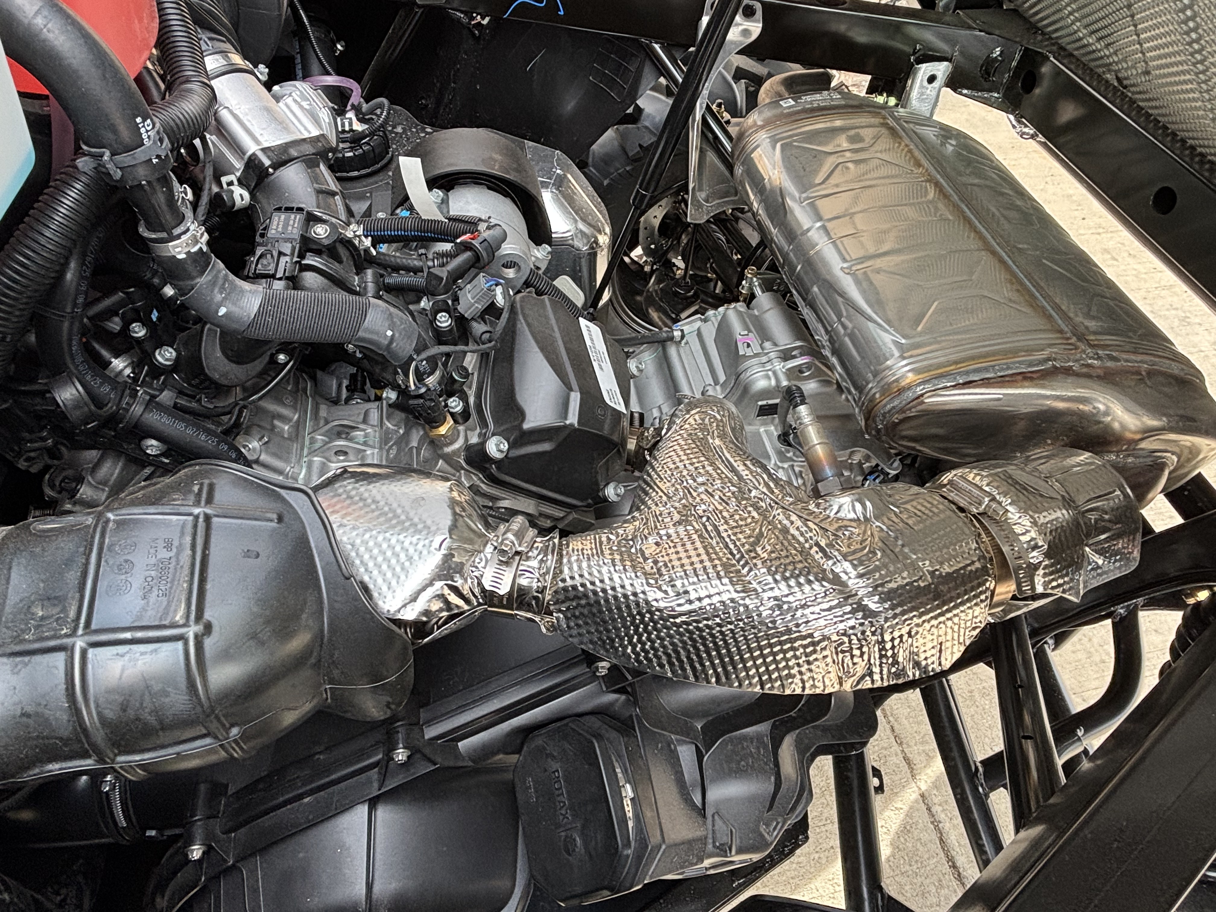 2026 Can-Am Defender MAX DPS CAB HD10 in Columbia, Missouri - Photo 7