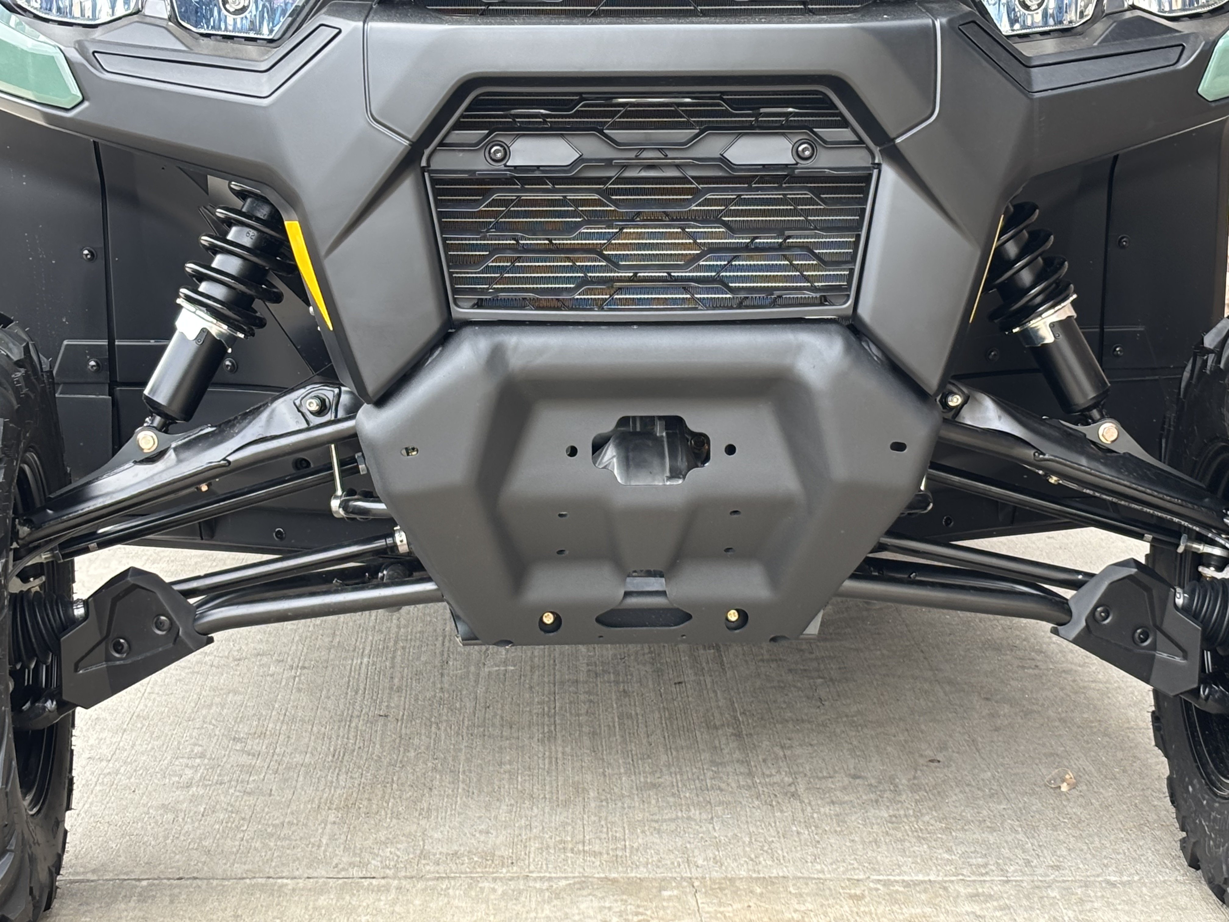 2026 Can-Am Defender MAX DPS CAB HD10 in Columbia, Missouri - Photo 16