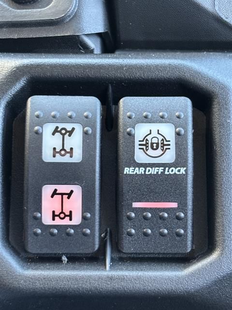 2026 Can-Am Defender MAX DPS CAB HD10 in Columbia, Missouri - Photo 11