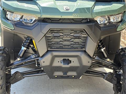 2026 Can-Am Defender MAX DPS CAB HD10 in Columbia, Missouri - Photo 5
