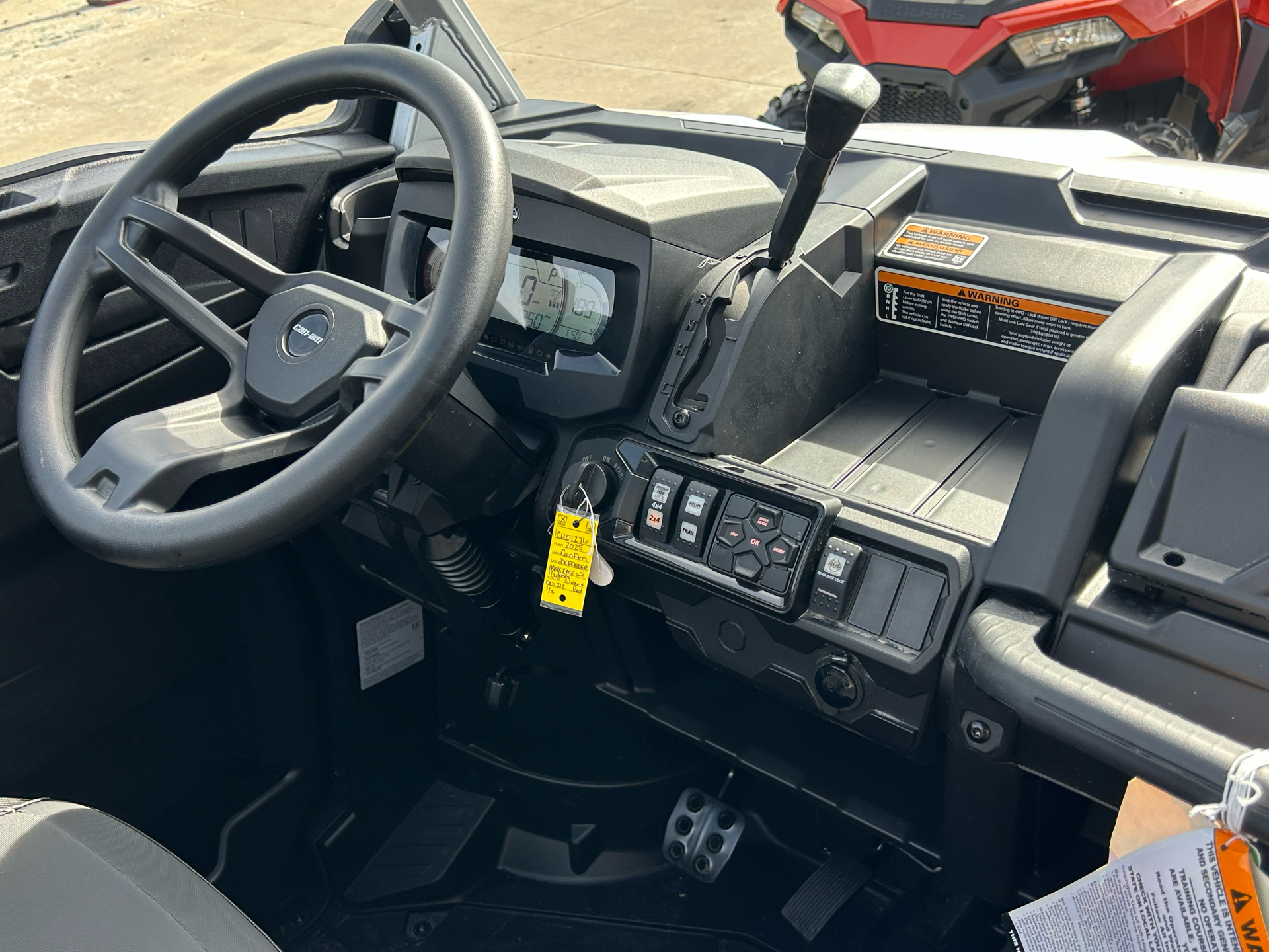 2025 Can-Am Defender MAX X MR With Half-Doors in Columbia, Missouri - Photo 8