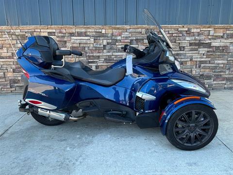 2016 Can-Am Spyder RT-S SE6 in Columbia, Missouri - Photo 1