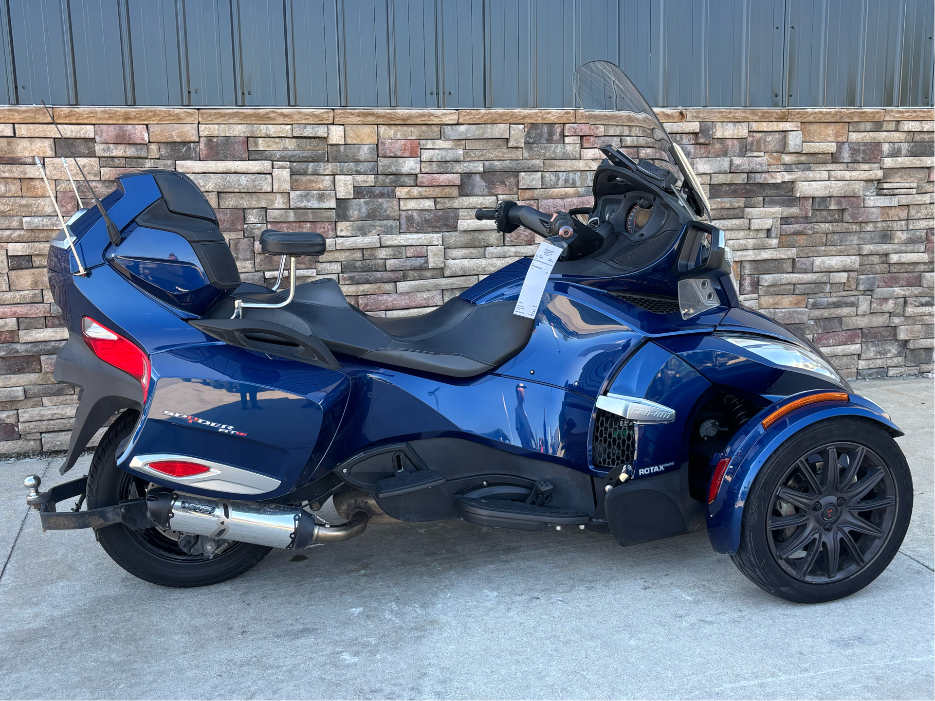 2016 Can-Am Spyder RT-S SE6 in Columbia, Missouri - Photo 3