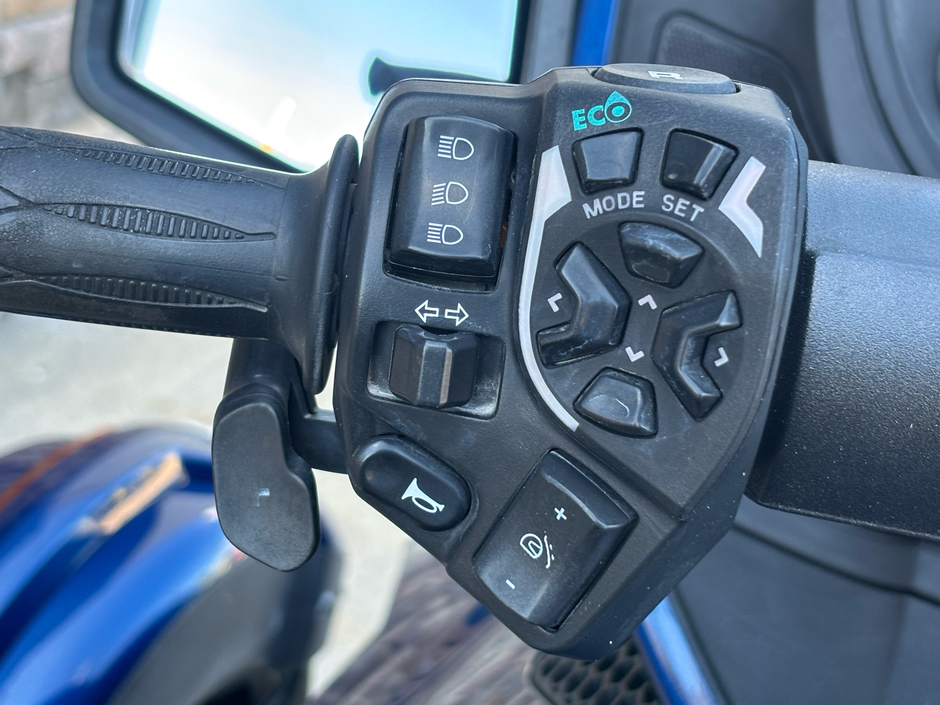 2016 Can-Am Spyder RT-S SE6 in Columbia, Missouri - Photo 7