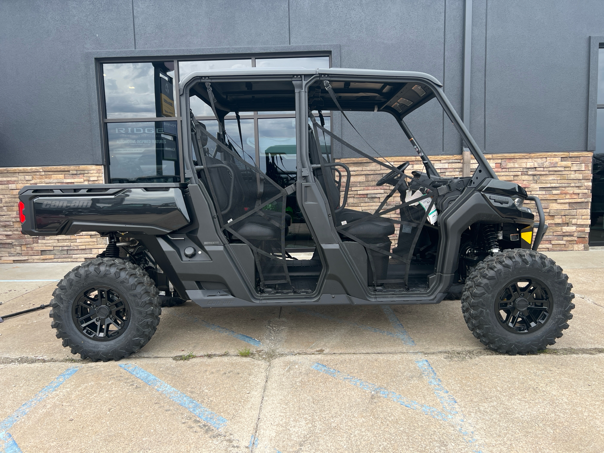 2025 Can-Am Defender MAX Lone Star in Columbia, Missouri - Photo 1
