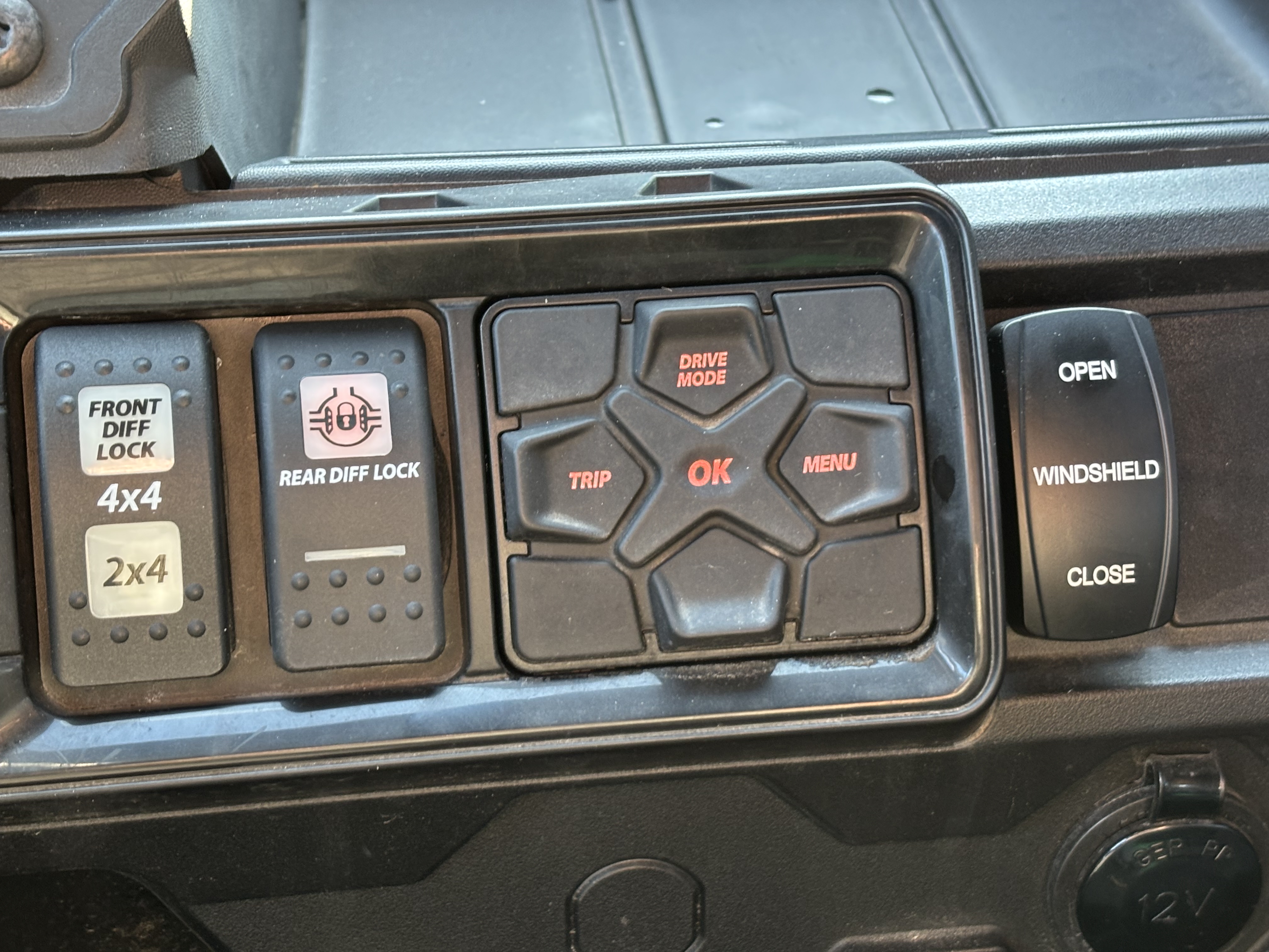 2025 Can-Am Defender MAX Lone Star in Columbia, Missouri - Photo 12