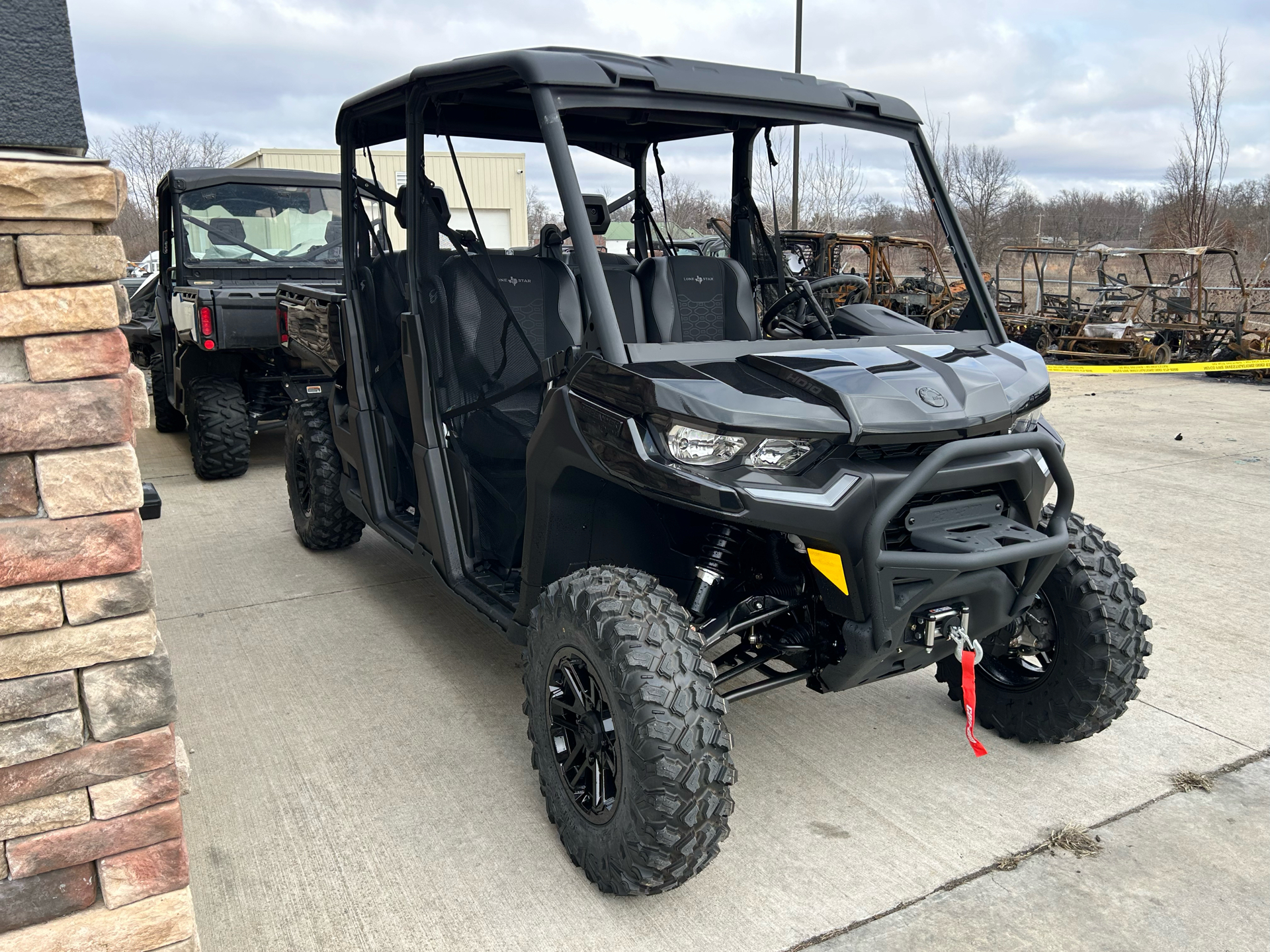 2025 Can-Am Defender MAX Lone Star in Columbia, Missouri - Photo 4