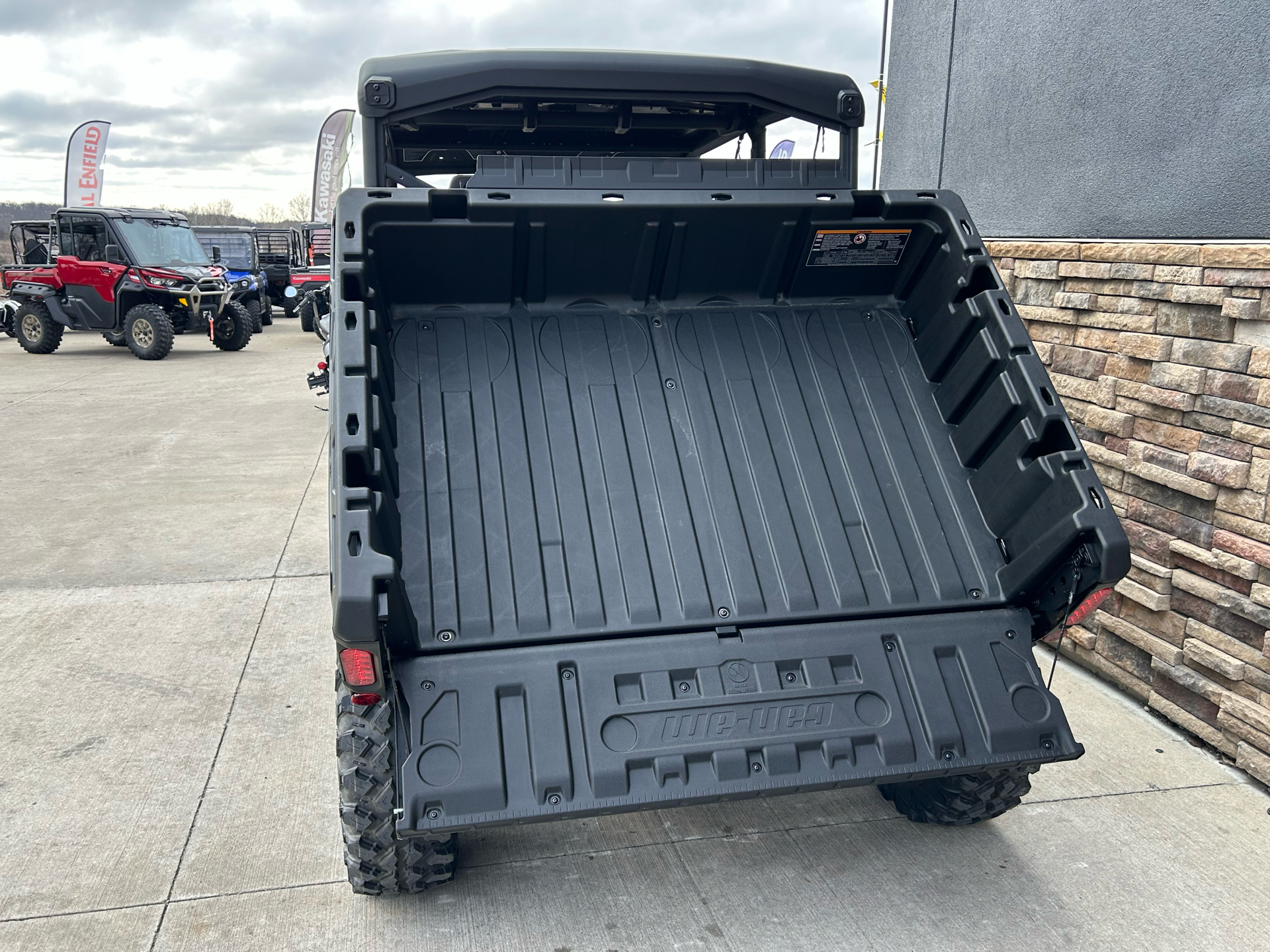 2025 Can-Am Defender MAX Lone Star in Columbia, Missouri - Photo 6