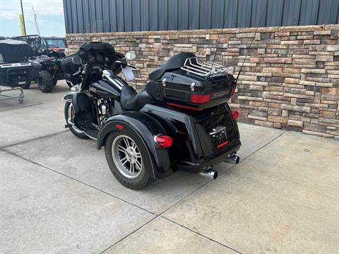 2013 Harley-Davidson Tri Glide® Ultra Classic® in Columbia, Missouri - Photo 3
