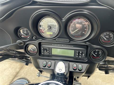 2013 Harley-Davidson Tri Glide® Ultra Classic® in Columbia, Missouri - Photo 9