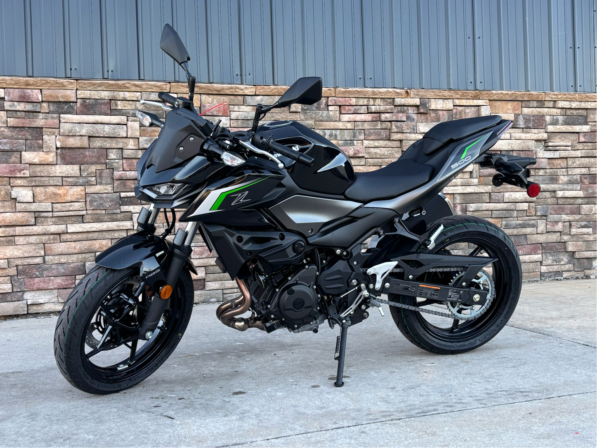 2025 Kawasaki Z500 ABS in Columbia, Missouri - Photo 5