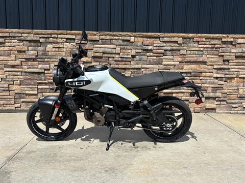 Used 2024 Husqvarna Svartpilen 401, Columbia MO | Specs, Price