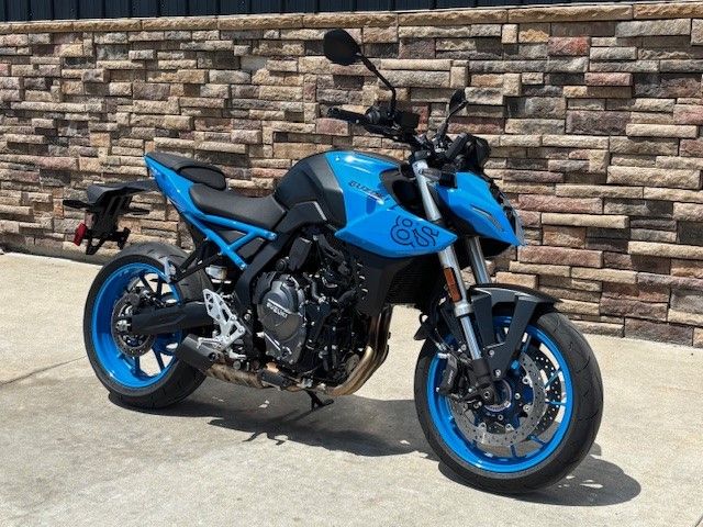 2024 Suzuki GSX-8S in Columbia, Missouri - Photo 2
