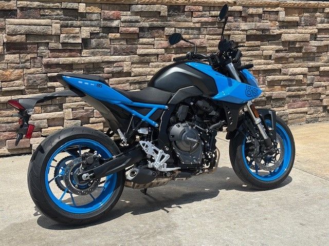 2024 Suzuki GSX-8S in Columbia, Missouri - Photo 3