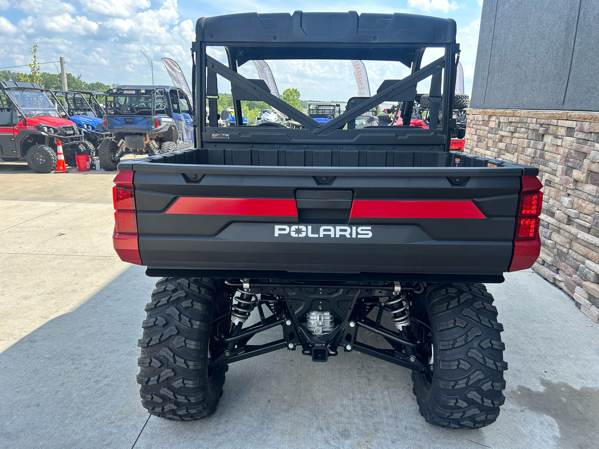 2025 Polaris Ranger XP 1000 Premium in Columbia, Missouri - Photo 5