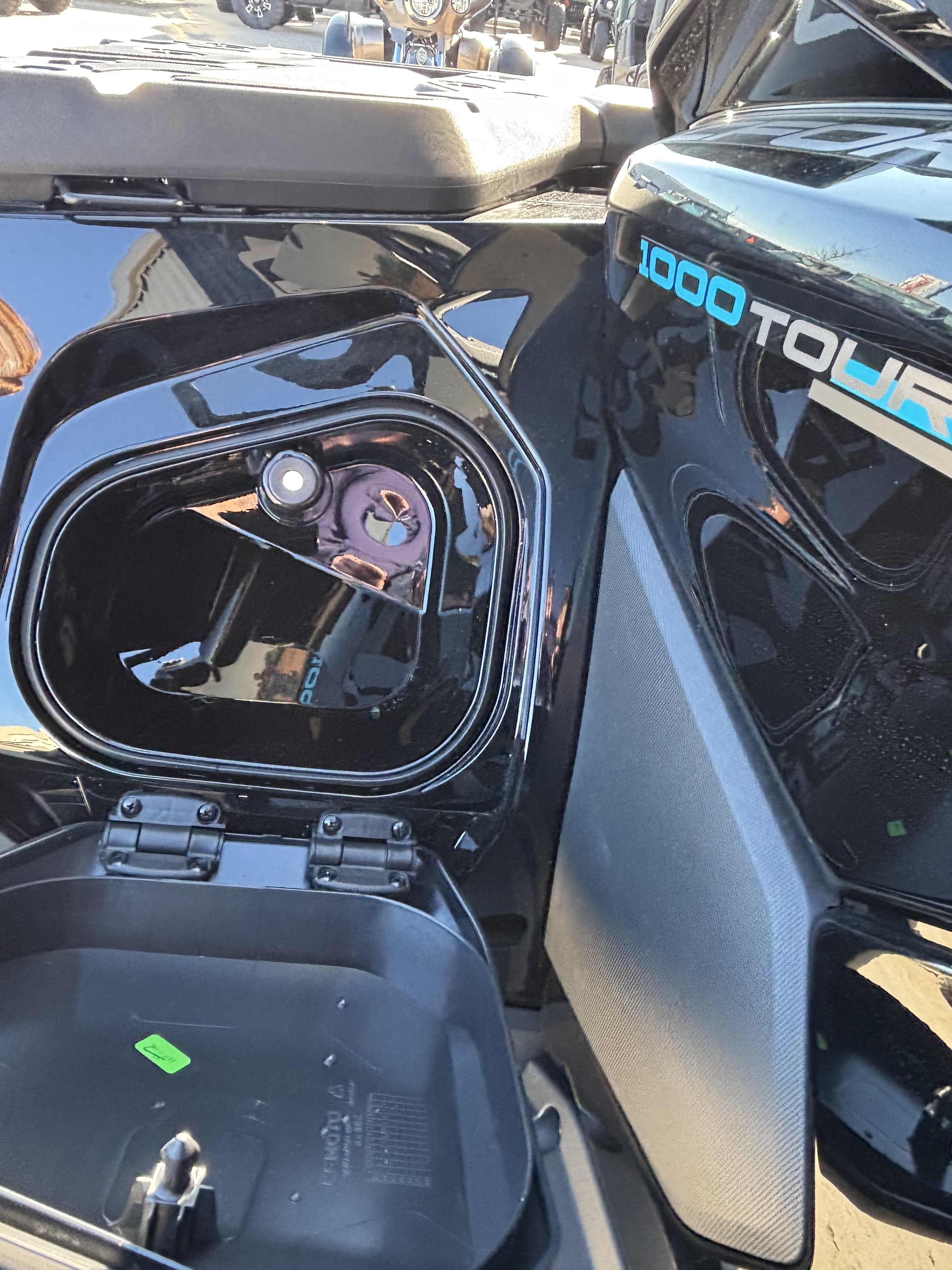 2026 CFMOTO CForce 1000 Touring in Columbia, Missouri - Photo 12