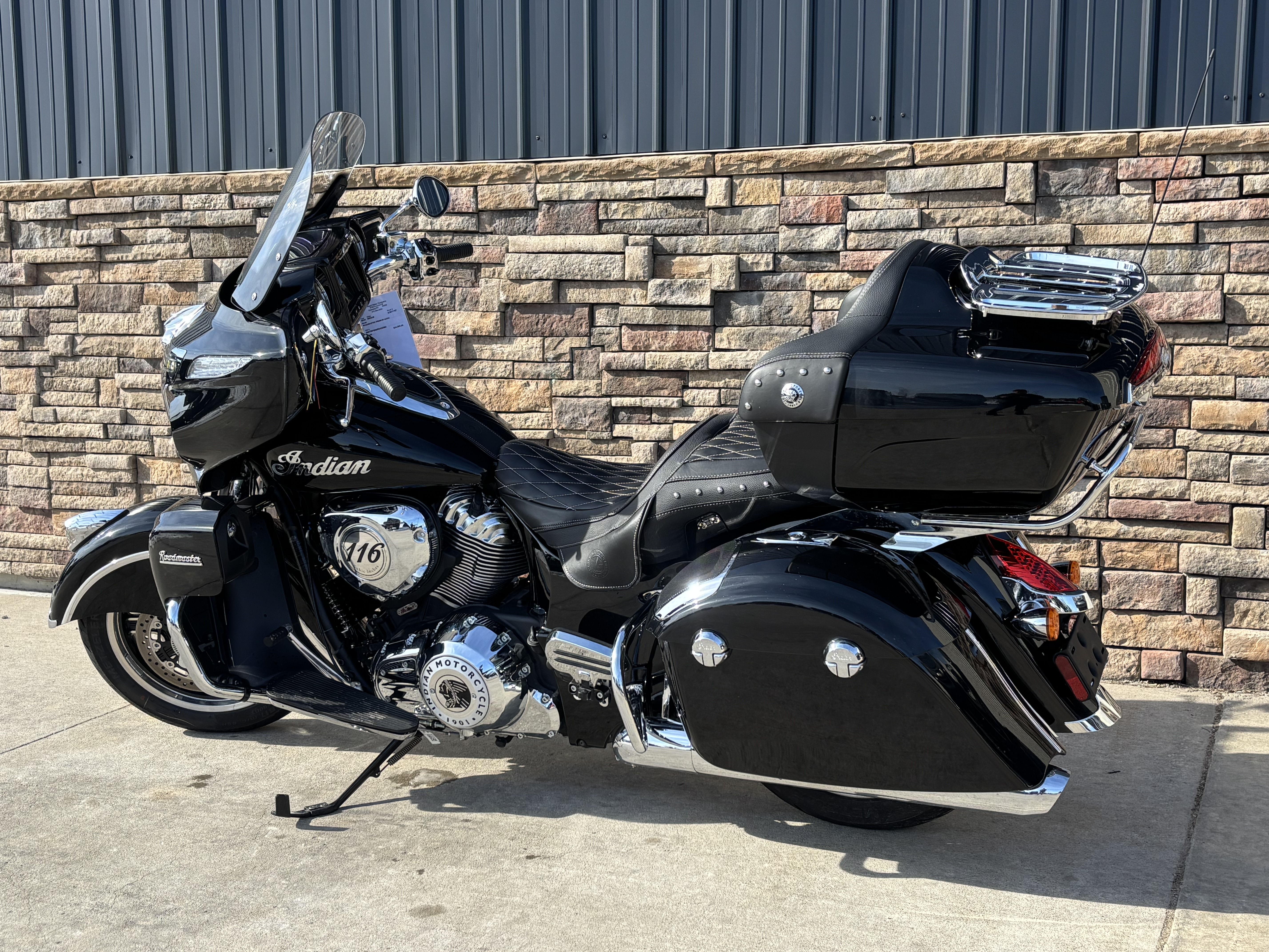 2024 Indian Motorcycle Roadmaster® with PowerBand Audio Package in Columbia, Missouri - Photo 3