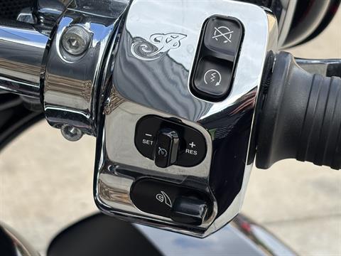 2020 Indian Motorcycle Roadmaster Elite Cal Elite in Columbia, Missouri - Photo 12