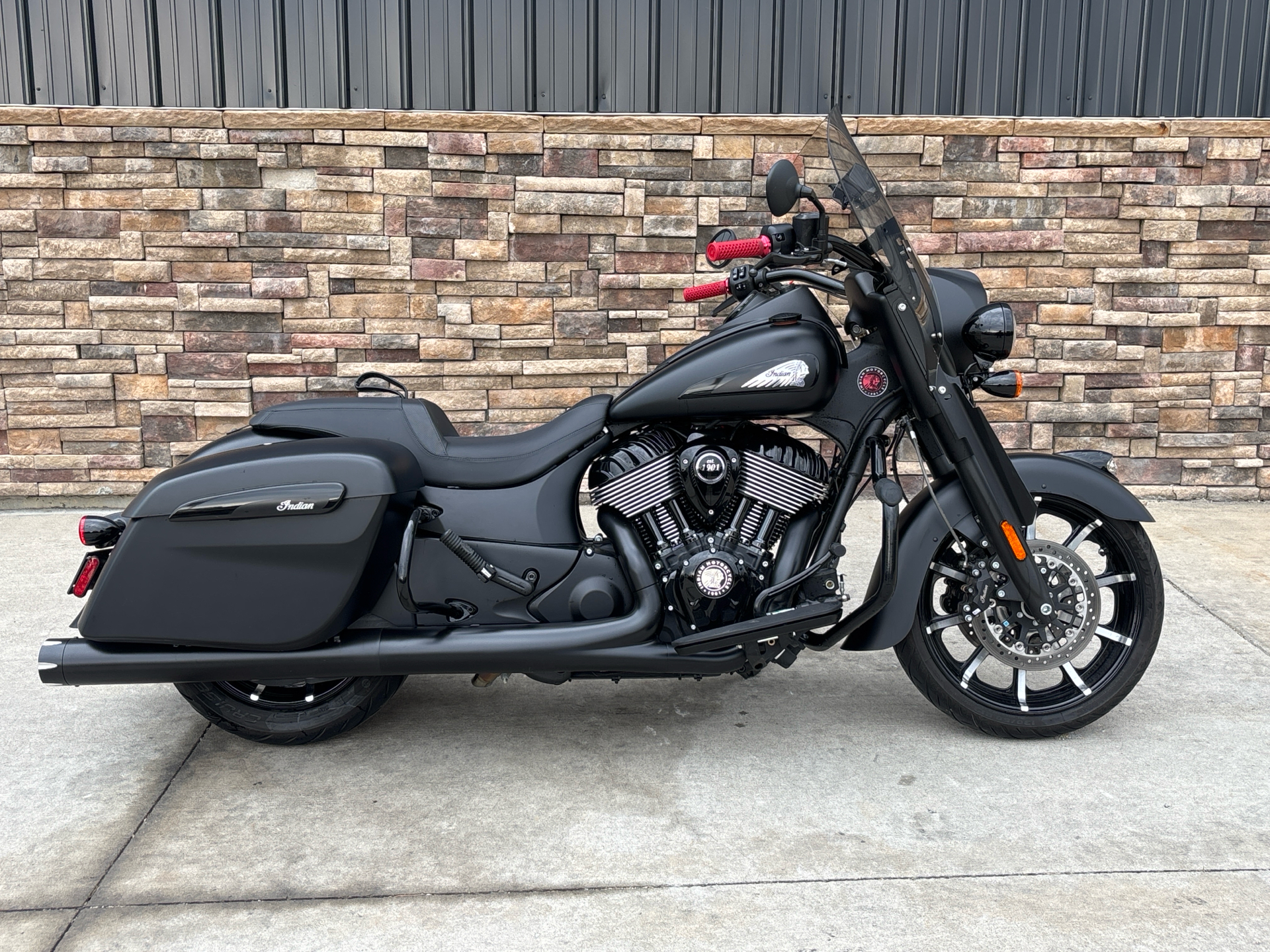 2023 Indian Motorcycle Springfield® Dark Horse® in Columbia, Missouri - Photo 13