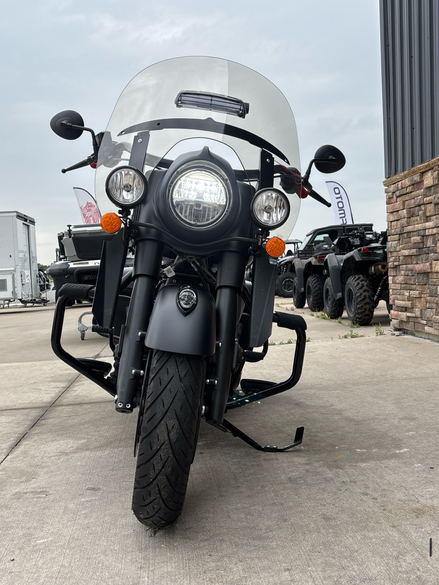 2023 Indian Motorcycle Springfield® Dark Horse® in Columbia, Missouri - Photo 12