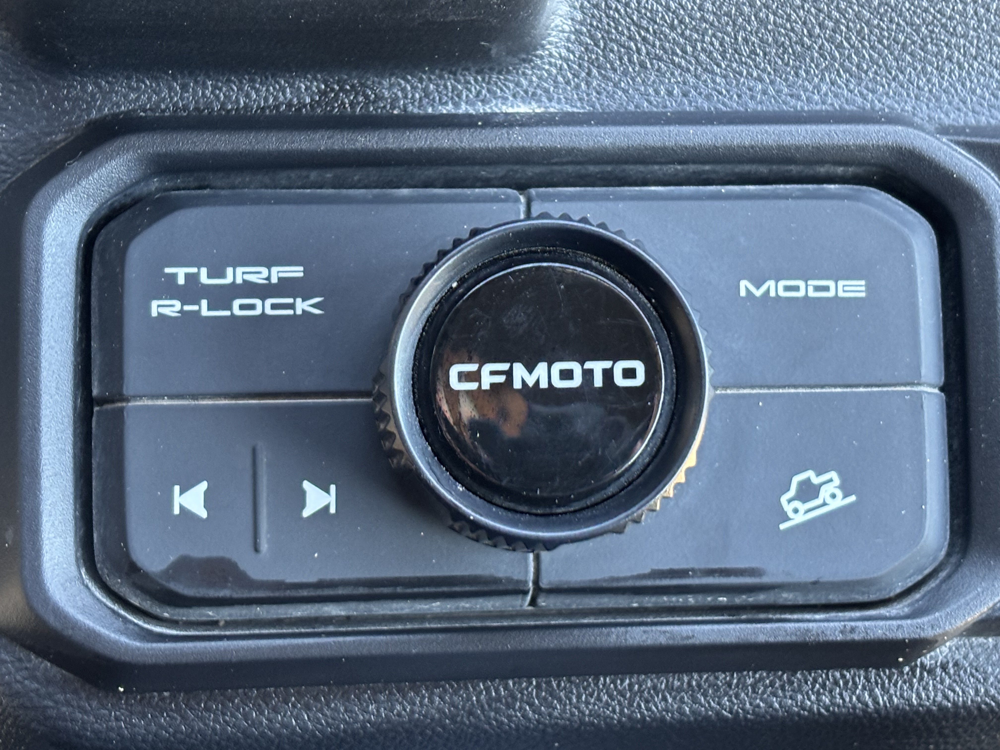 2025 CFMOTO UFORCE U10 Pro in Columbia, Missouri - Photo 9