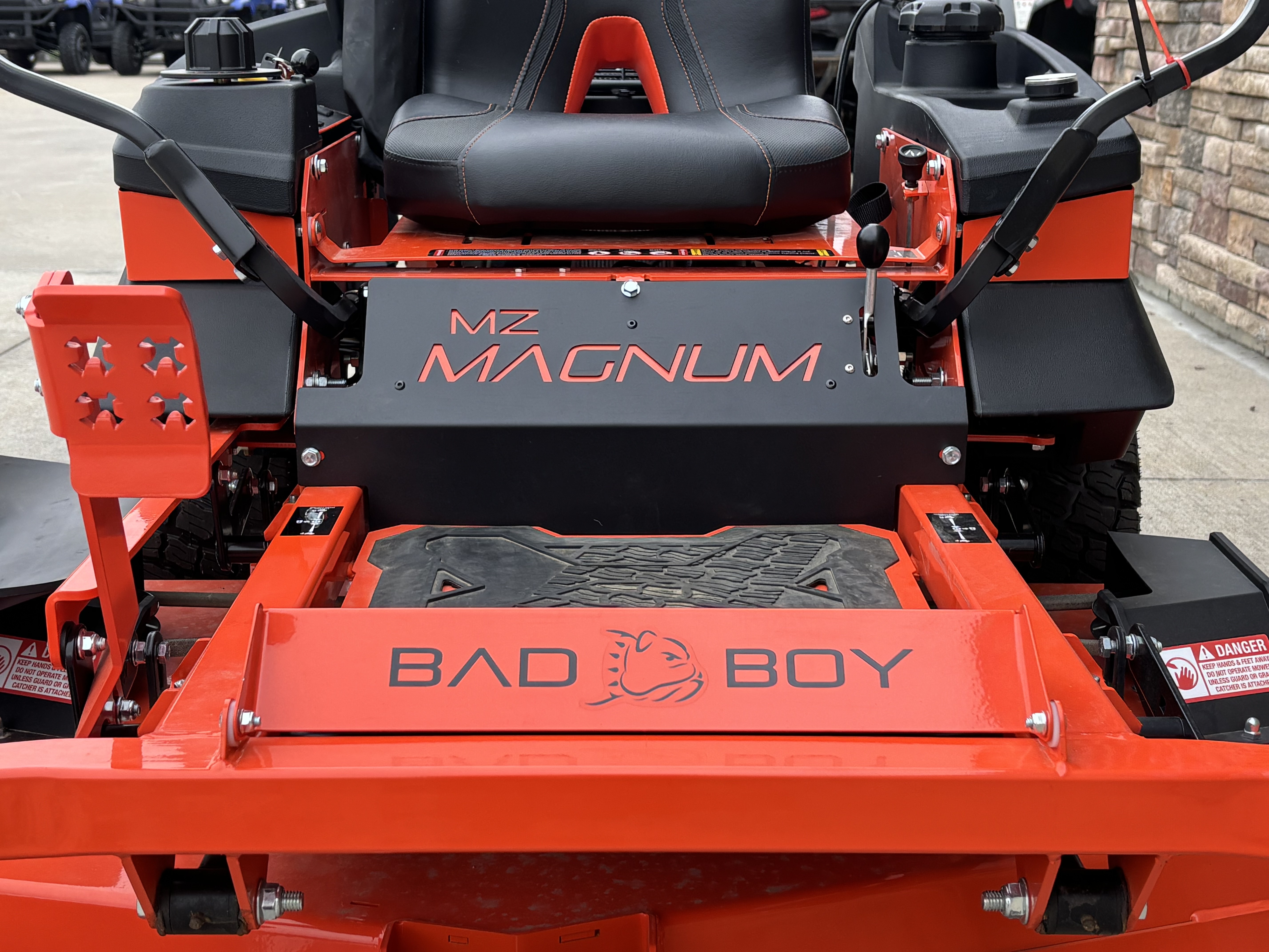 New Bad Boy Mowers MZ Magnum 60 in. Kawasaki FR651V 21.5 hp