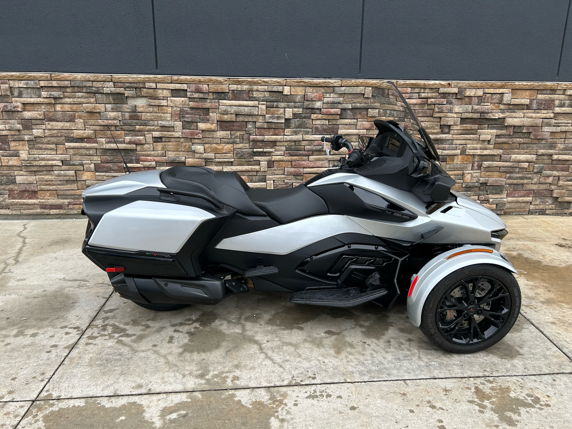 2023 Can-Am Spyder RT in Columbia, Missouri - Photo 13