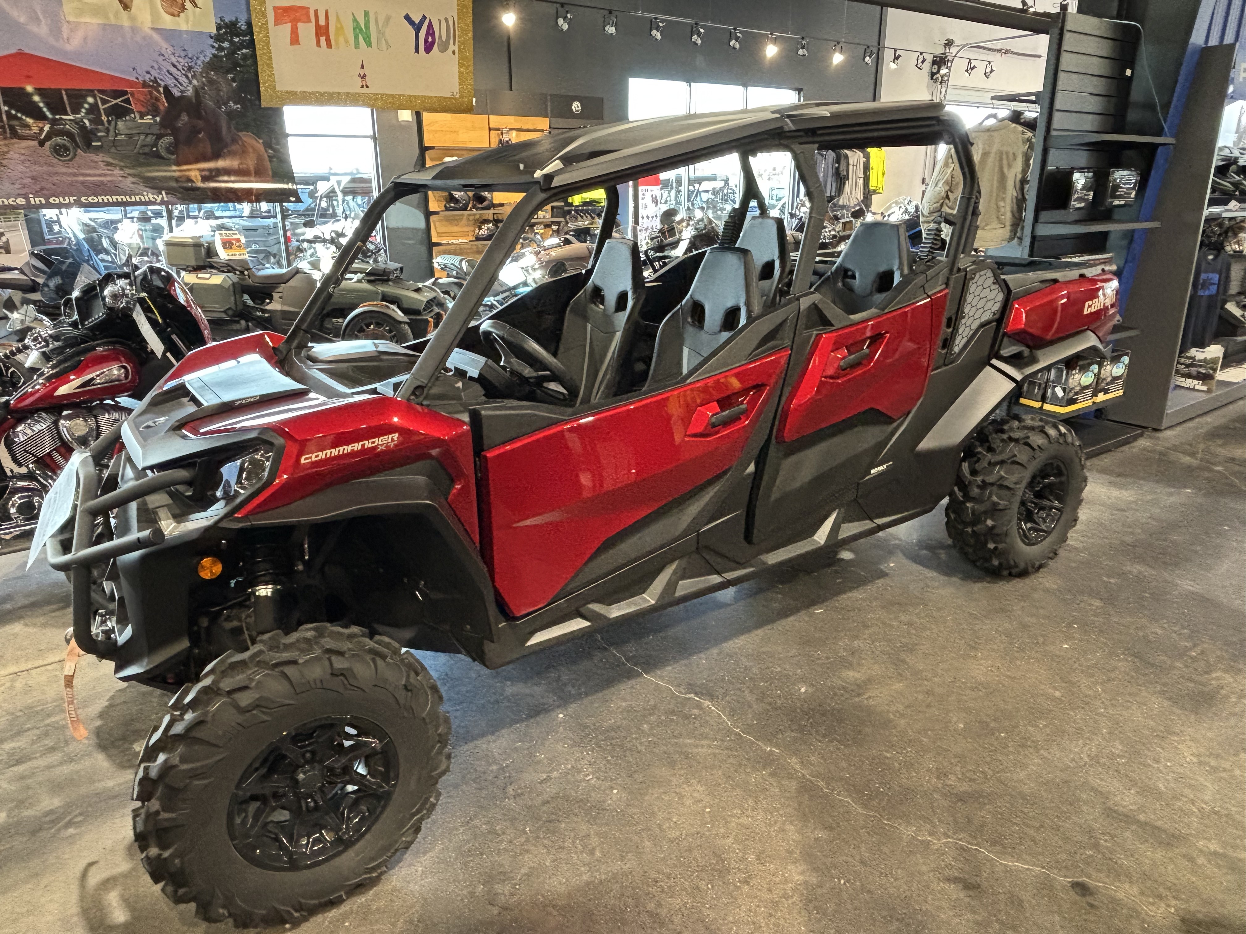 2024 Can-Am Commander MAX XT 700 in Columbia, Missouri - Photo 1