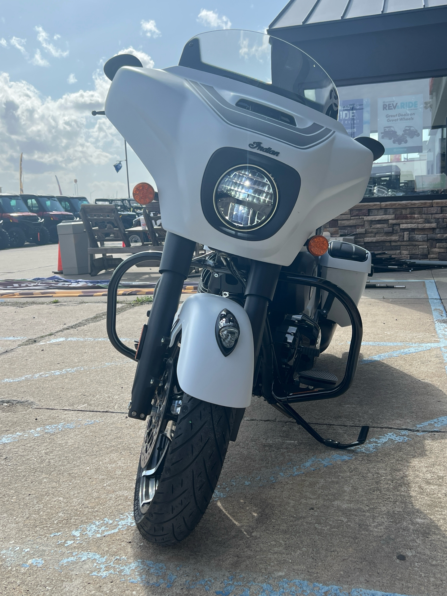 2024 Indian Motorcycle Chieftain® Dark Horse® with PowerBand Audio Package in Columbia, Missouri - Photo 5