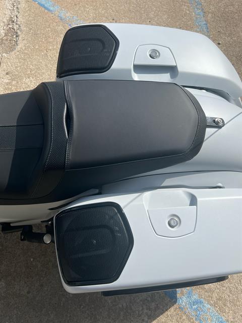 2024 Indian Motorcycle Chieftain® Dark Horse® with PowerBand Audio Package in Columbia, Missouri - Photo 11