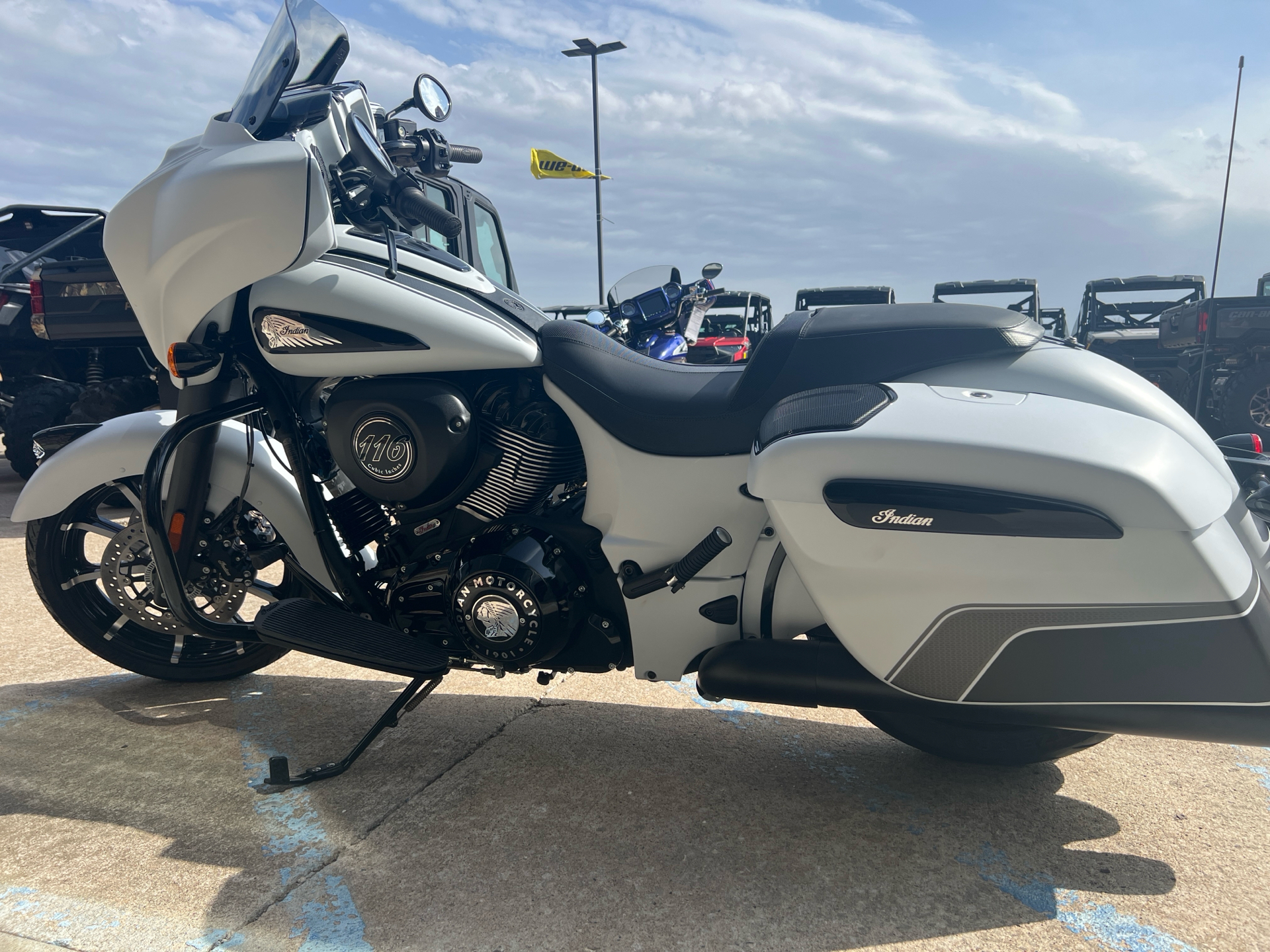 2024 Indian Motorcycle Chieftain® Dark Horse® with PowerBand Audio Package in Columbia, Missouri - Photo 12