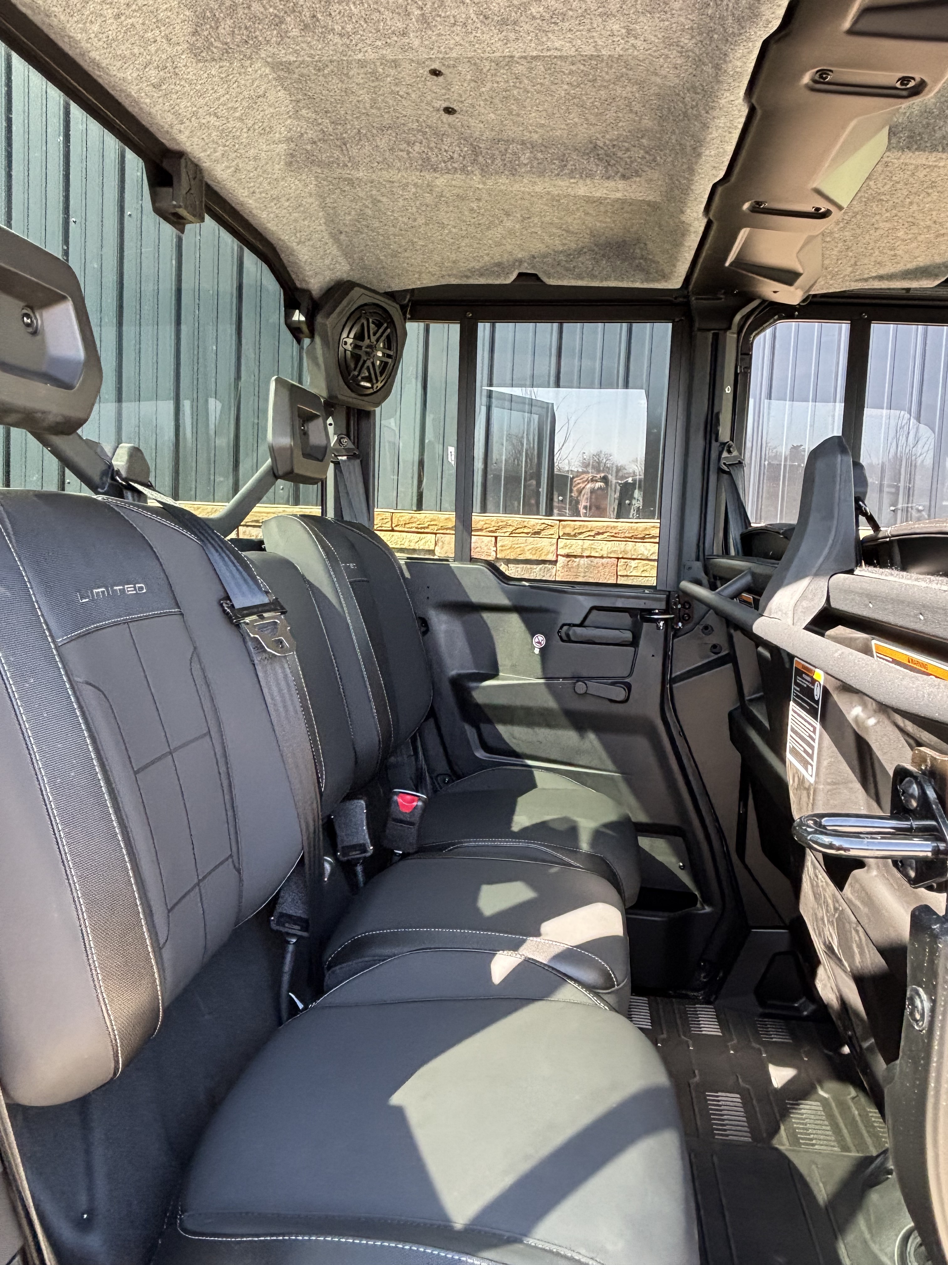 2026 Can-Am Defender MAX Limited HD11 in Columbia, Missouri - Photo 4