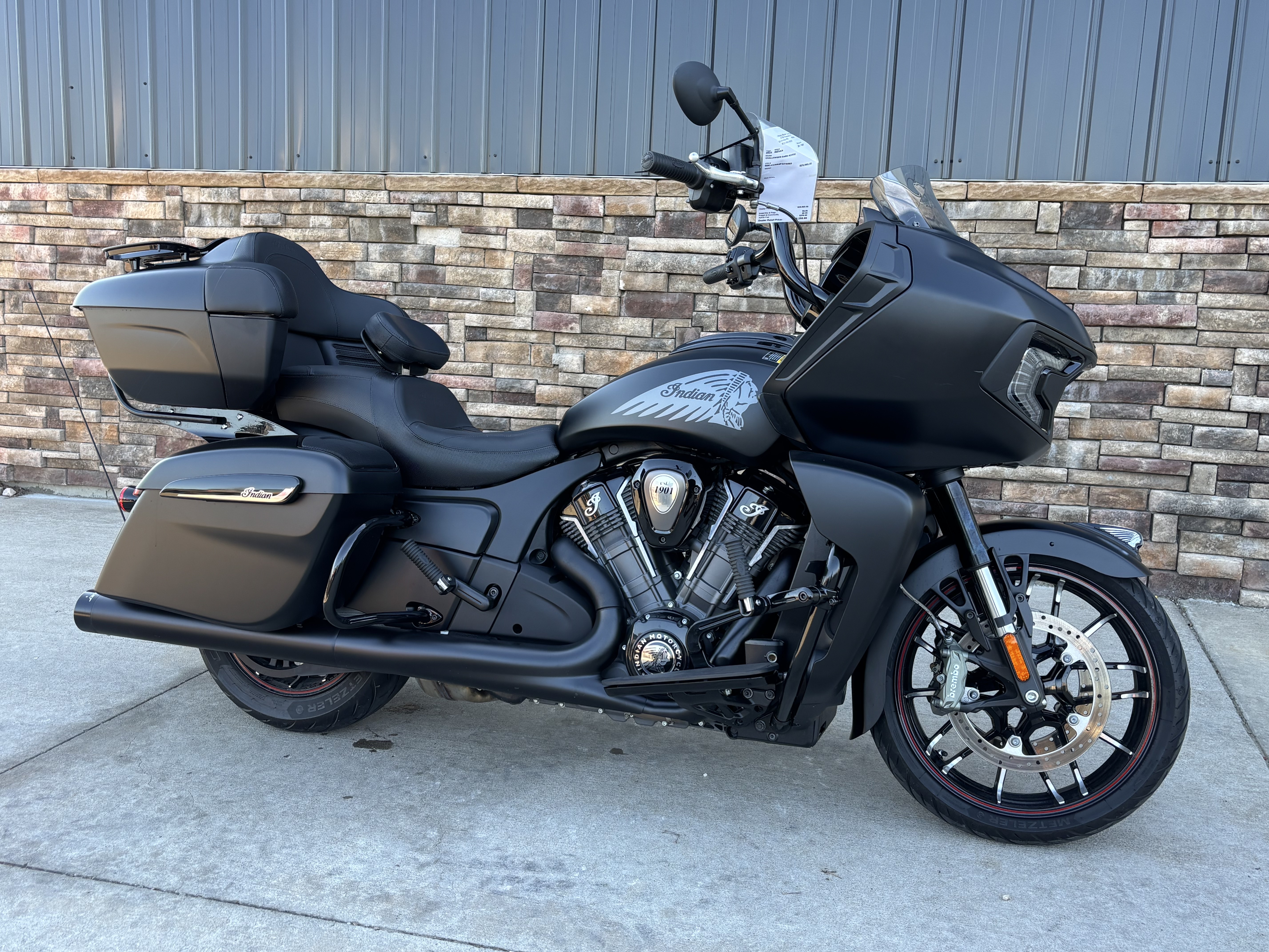 2023 Indian Motorcycle Challenger® Dark Horse® in Columbia, Missouri - Photo 2