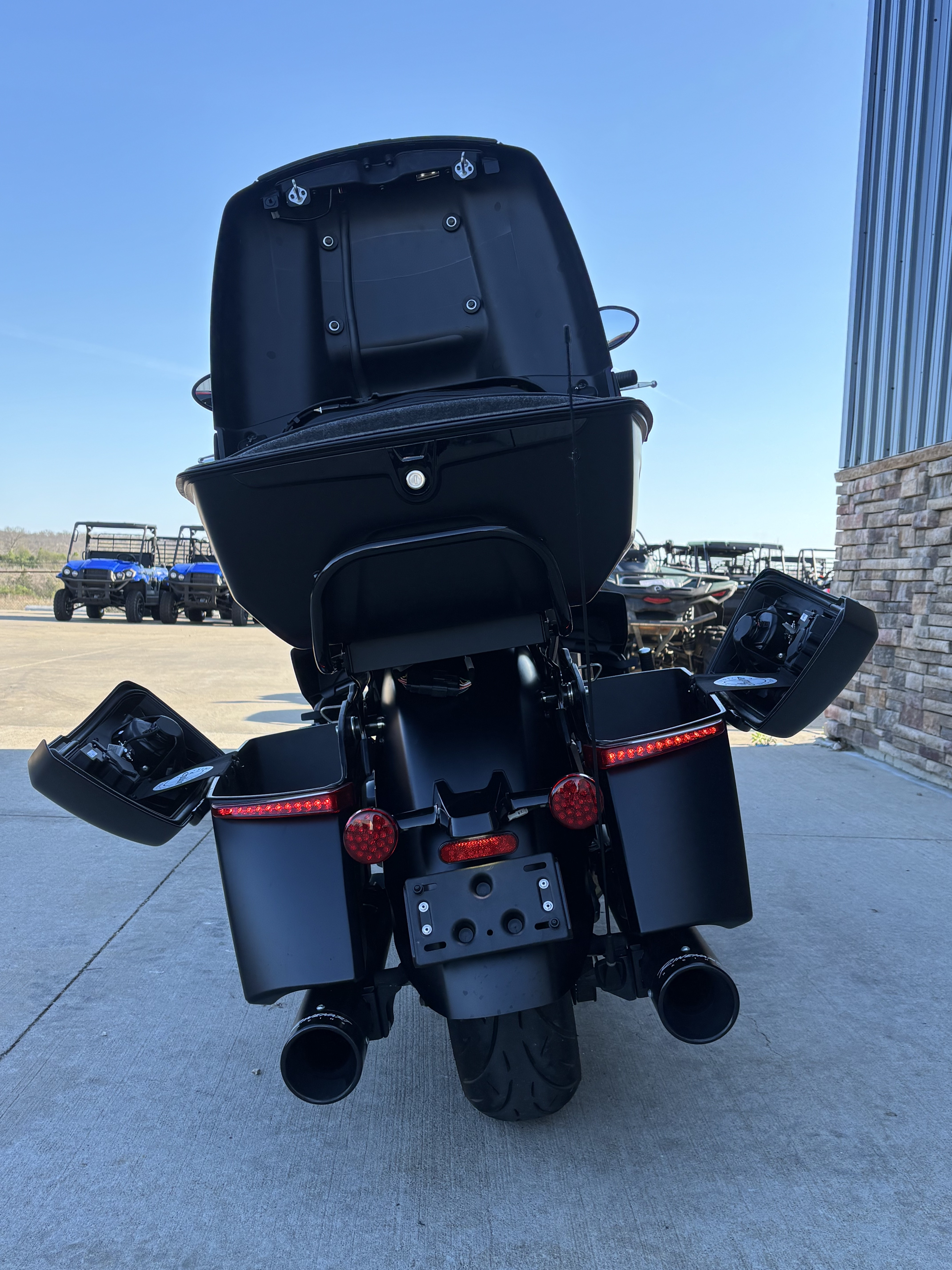 2023 Indian Motorcycle Challenger® Dark Horse® in Columbia, Missouri - Photo 15