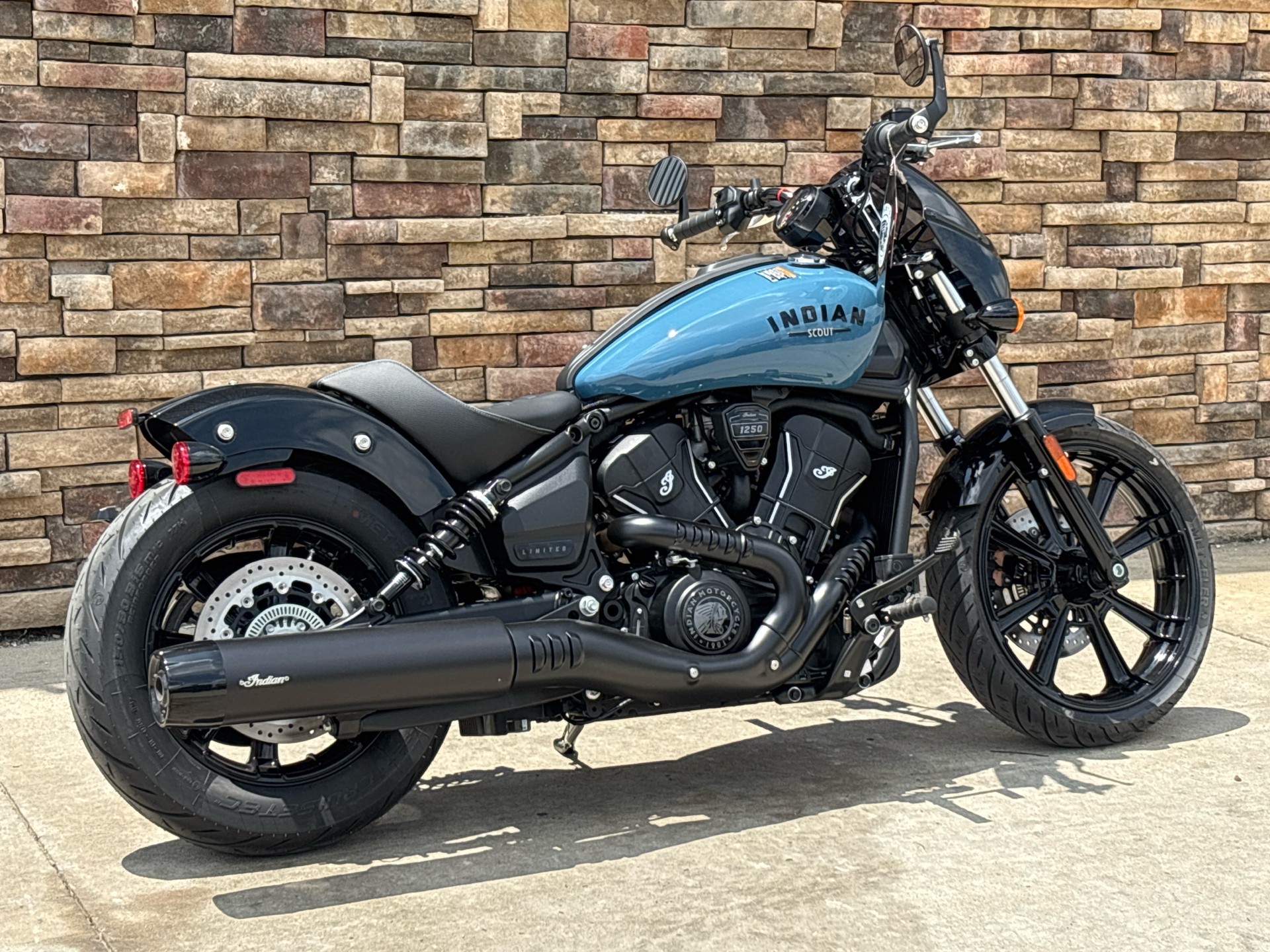 2025 Indian Motorcycle Sport Scout® Limited in Columbia, Missouri - Photo 2