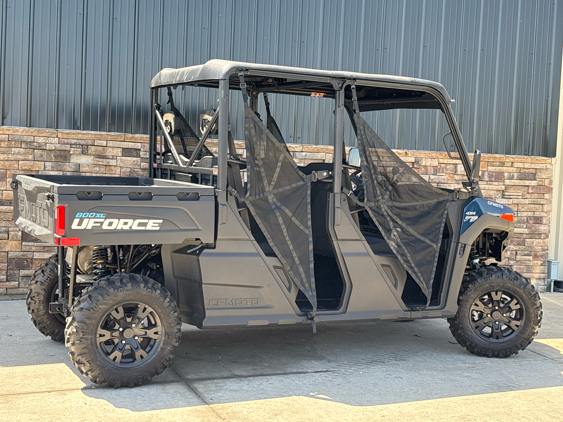 2025 CFMOTO UForce 800 XL in Columbia, Missouri - Photo 3