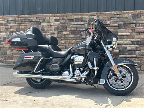 2017 Harley-Davidson Ultra Limited in Columbia, Missouri - Photo 3