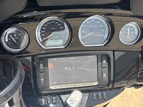 2017 Harley-Davidson Ultra Limited in Columbia, Missouri - Photo 6