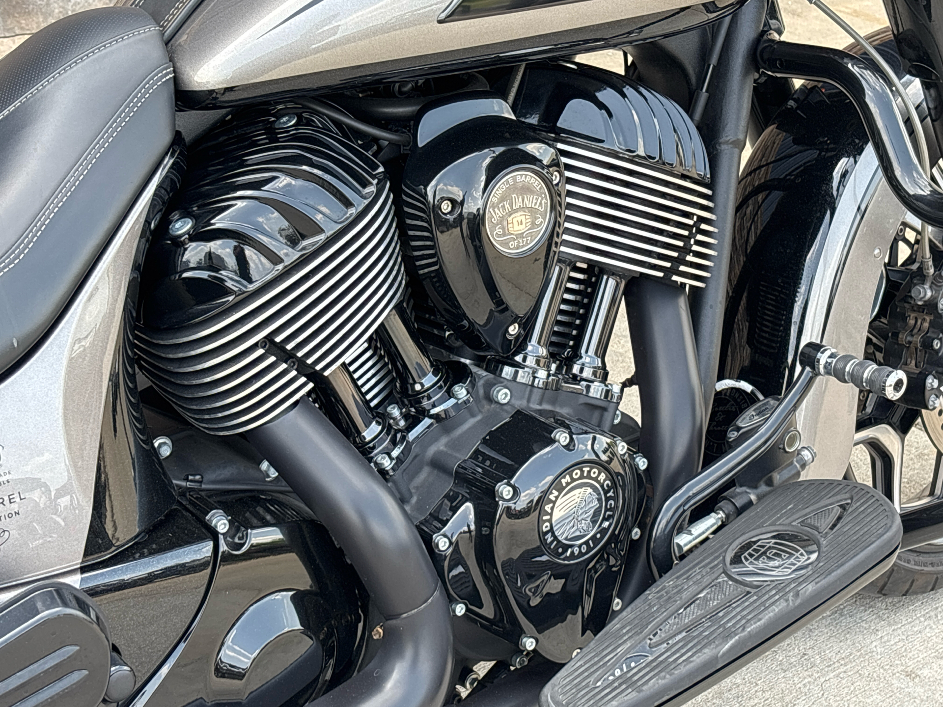 2020 Indian Motorcycle Springfield® Dark Horse® Jack Daniel’s® Limited Edition in Columbia, Missouri - Photo 4